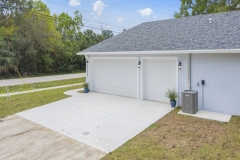 3 Car Garage - Side Entrance